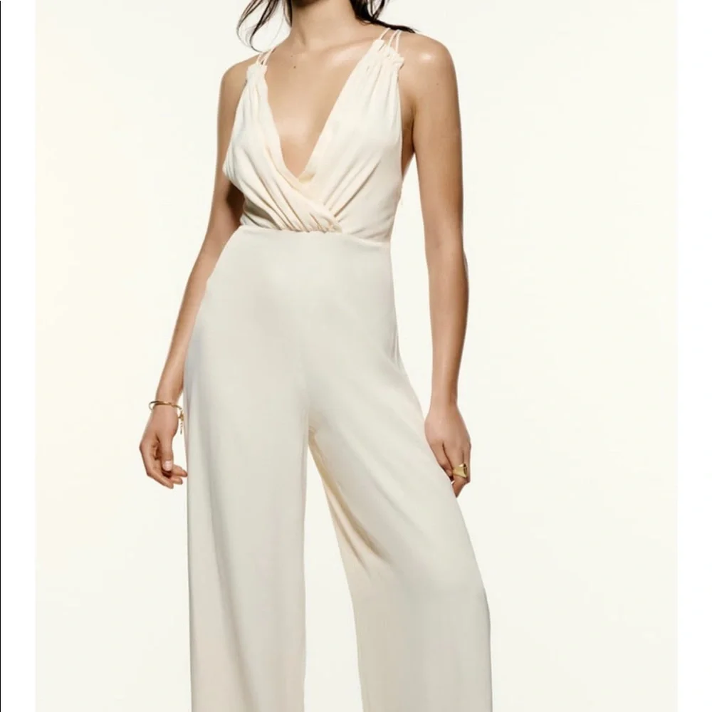 Zara ivory jumpsuit size medium - Picture 2 of 11